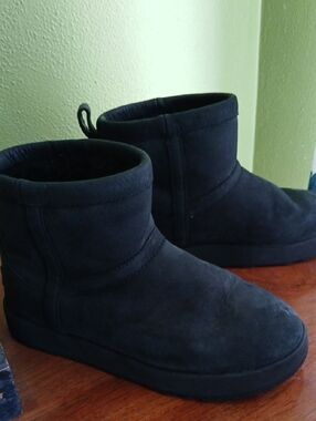 Bklack Ugg Boot Sz 6